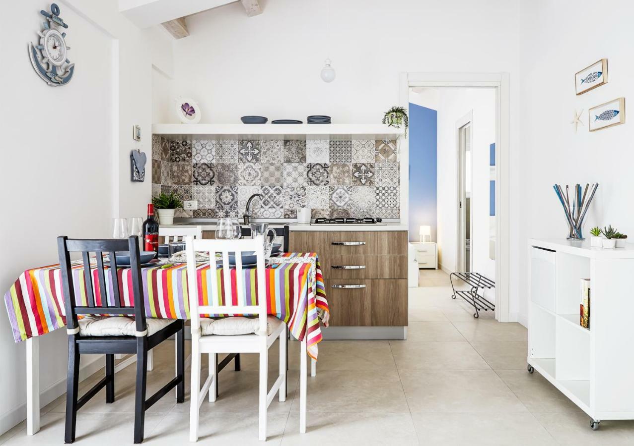 Casa Vacanze "Oceano Mare" Pozzallo Exterior foto