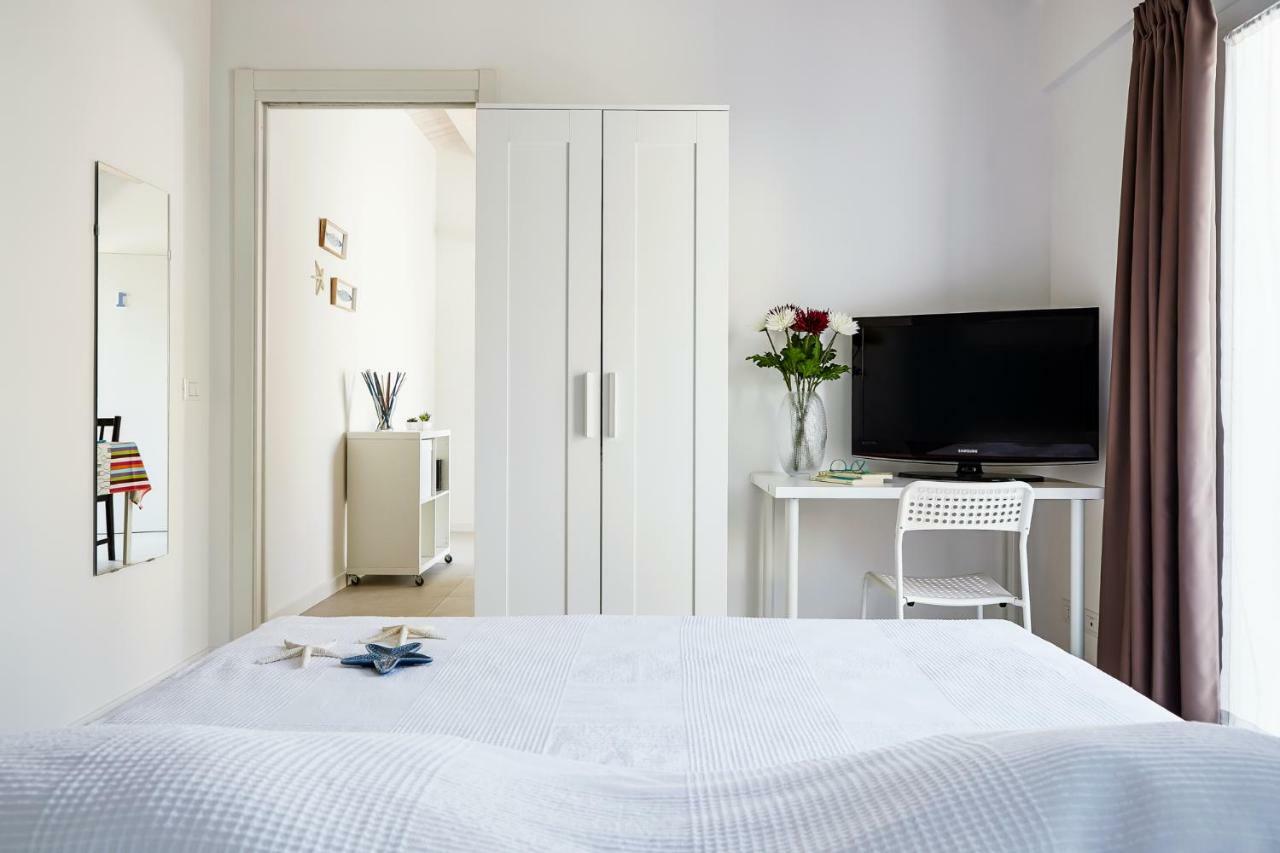 Casa Vacanze "Oceano Mare" Pozzallo Exterior foto